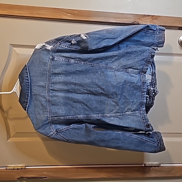 Jean Jacket size Medium by sneak peek. Adjustable buttons on both bottom sides - Picture 5 of 6